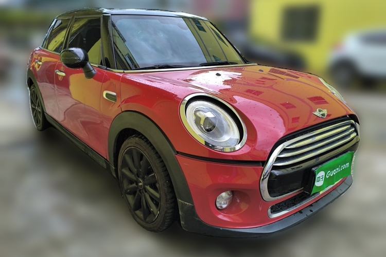 Used MINI 2016 1.5T COOPER Pioneer Edition Five-Door Model Front Right 45 Deg