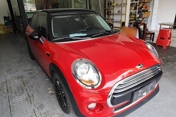 Used MINI 2016 1.5T COOPER Five-Door Edition Front Right 45 Deg