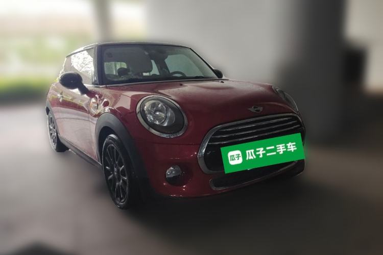 Used MINI 2016 1.5T COOPER Front Right 45 Deg