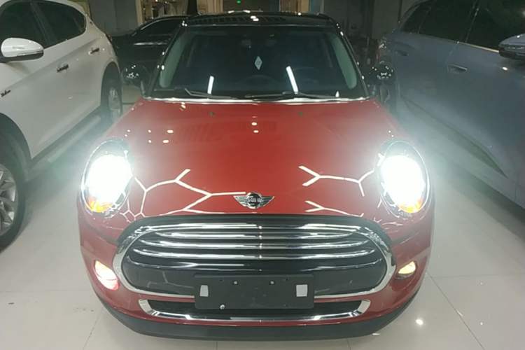 Used MINI 2016 1.5T COOPER Five-Door Edition Front