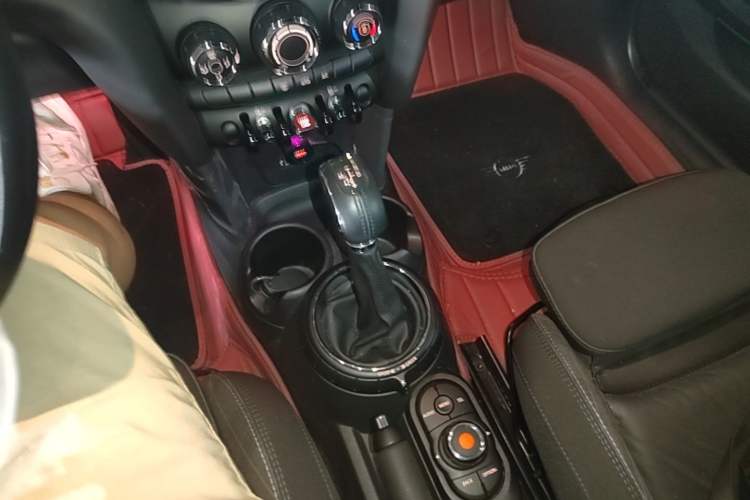 Used MINI 2016 1.5T COOPER Gear Lever