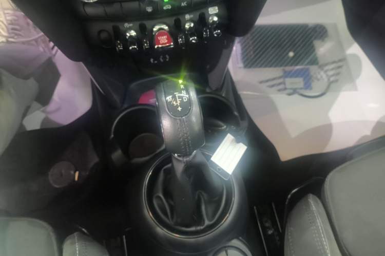Used MINI 2016 1.5T COOPER Gear Lever