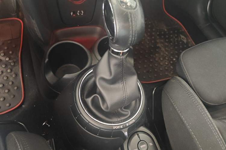 Used MINI 2016 1.5T COOPER Gear Lever