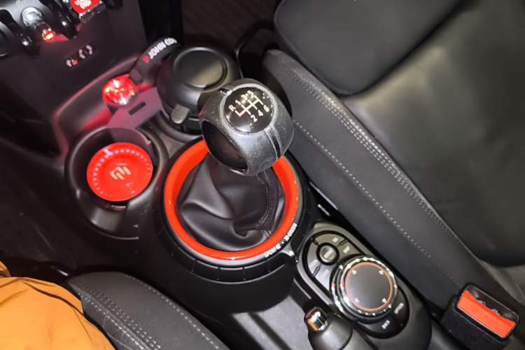 Used MINI 2016 2.0T COOPER S Manual Gear Lever