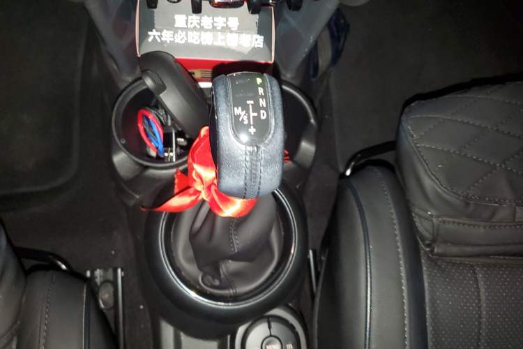 Used MINI 2016 1.5T COOPER Gear Lever