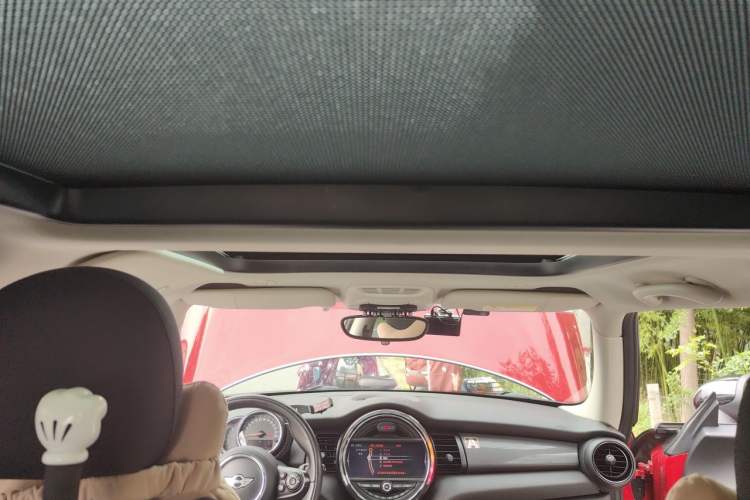 Used MINI 2016 1.5T COOPER Avant-Garde Headliner