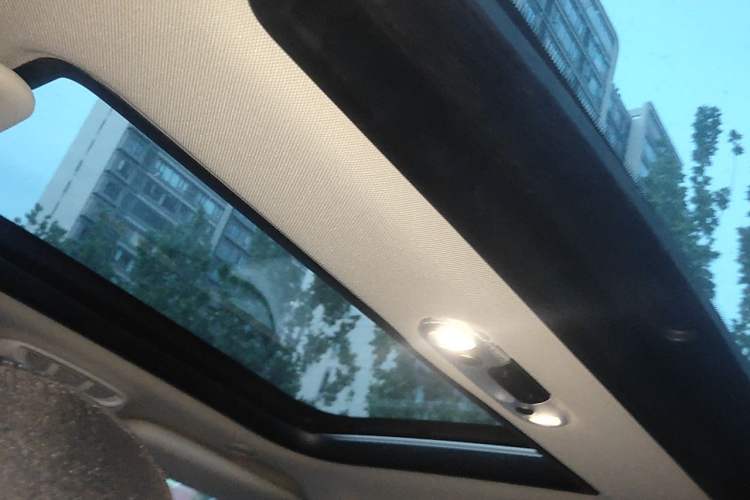 Used MINI 2016 1.5T COOPER Five-Door Edition Headliner