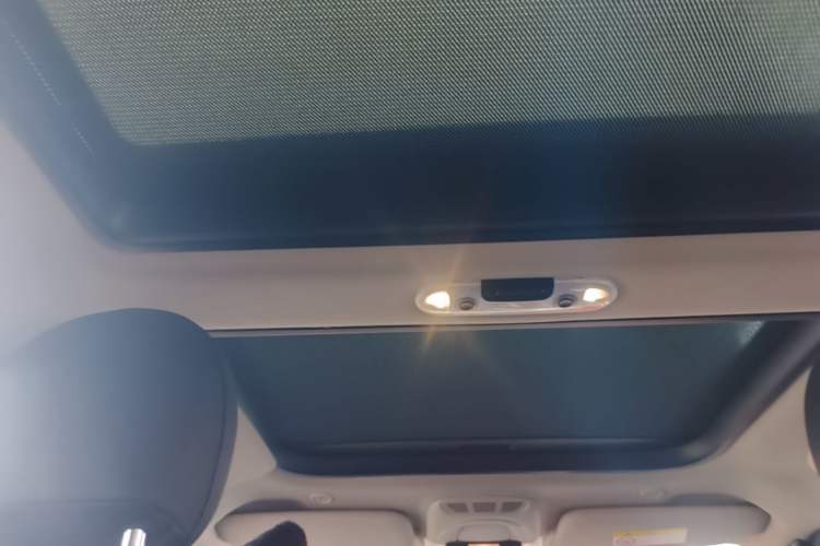 Used MINI 2016 1.5T COOPER Five-Door Edition Headliner