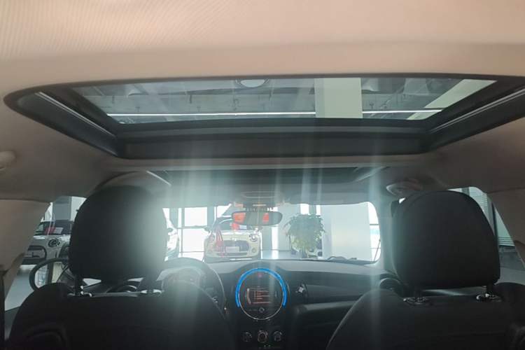 Used MINI 2016 1.5T COOPER Headliner