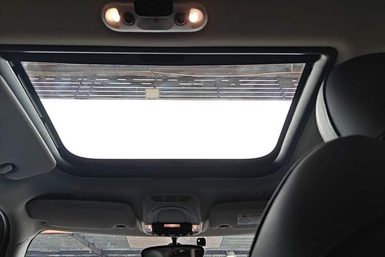 Used MINI 2016 2.0T COOPER S Pioneer Edition Five-Door Model Headliner