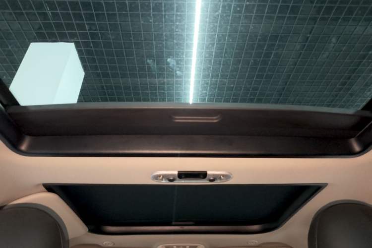 Used MINI 2016 2.0T COOPER S Pioneer Edition Five-Door Model Headliner