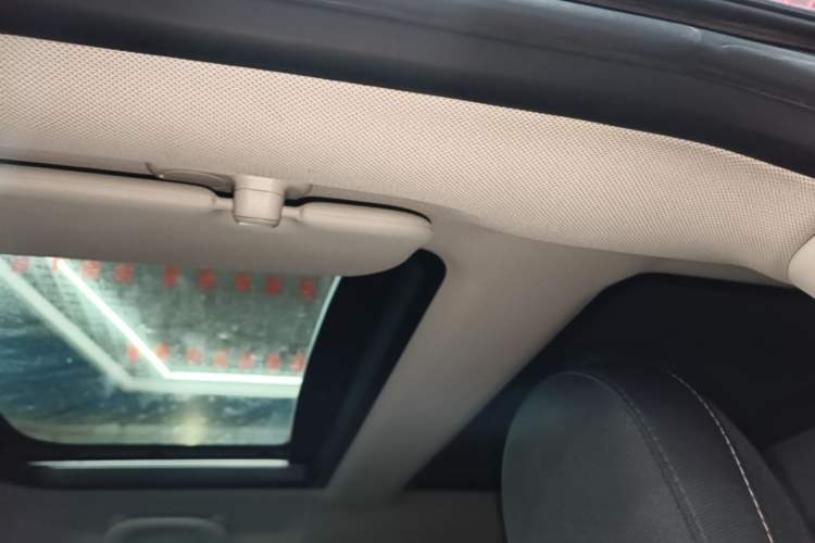 Used MINI 2016 1.2T ONE Pioneer Edition Headliner