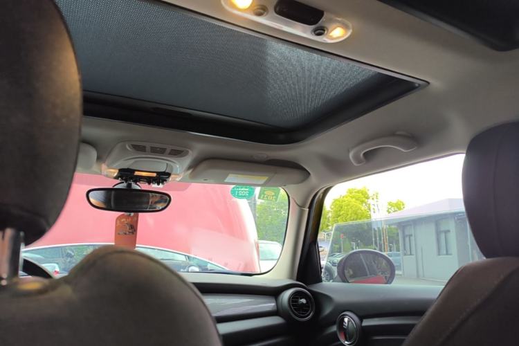 Used MINI 2016 1.5T COOPER Five-Door Edition Headliner
