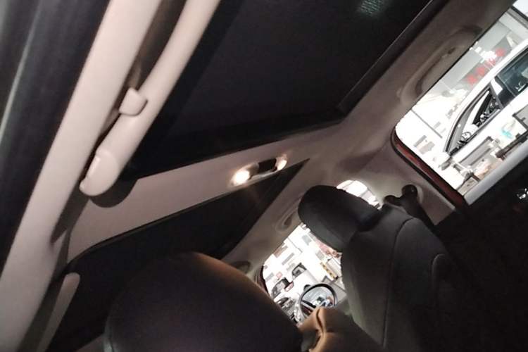 Used MINI 2016 1.5T COOPER Five-Door Edition Headliner