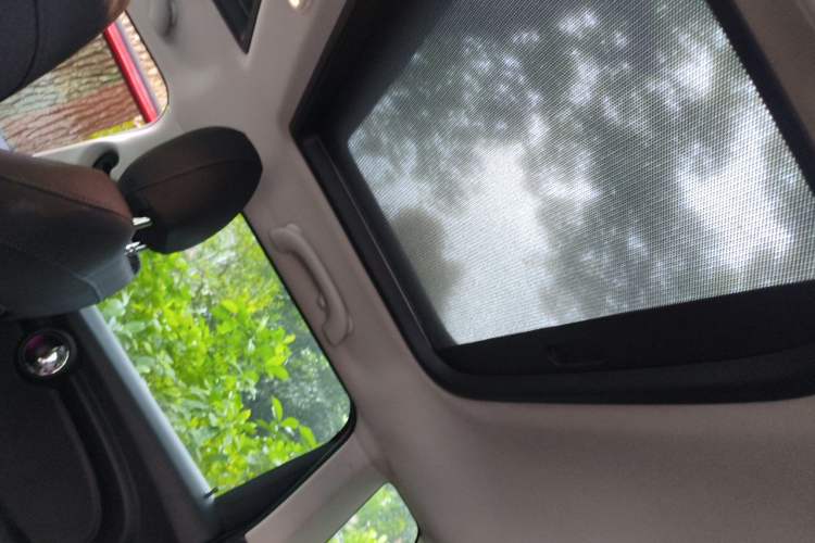 Used MINI 2016 1.5T COOPER Five-Door Edition Headliner