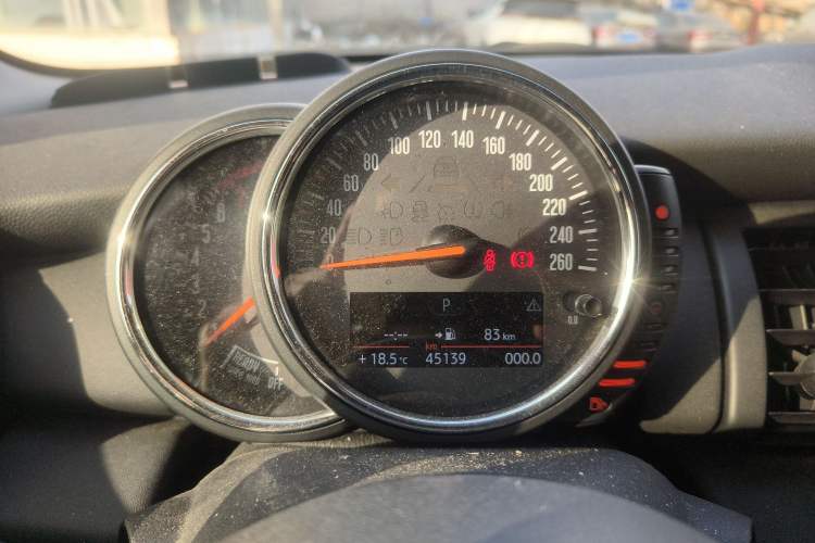 Used MINI 2016 1.2T ONE Pioneer Edition Five-Door Version Instrument Cluster
