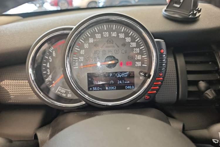 Used MINI 2016 1.5T COOPER Instrument Cluster
