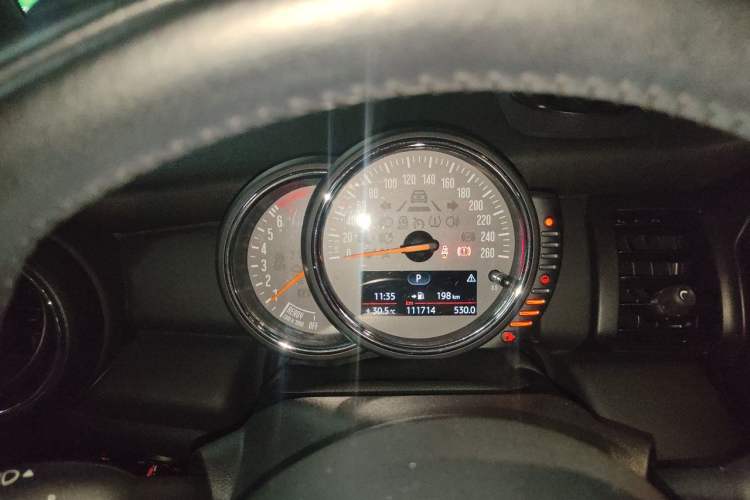 Used MINI 2016 1.2T ONE Pioneer Edition Five-Door Version Instrument Cluster