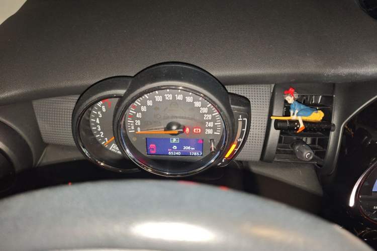Used MINI 2016 1.5T COOPER Instrument Cluster