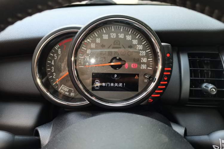 Used MINI 2016 1.2T ONE Pioneer Edition Five-Door Version Instrument Cluster