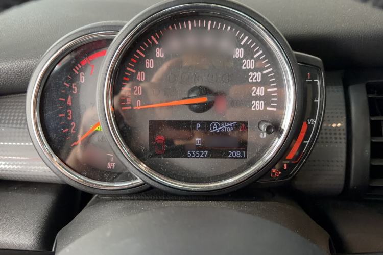 Used MINI 2016 1.5T COOPER Five-Door Edition Instrument Cluster