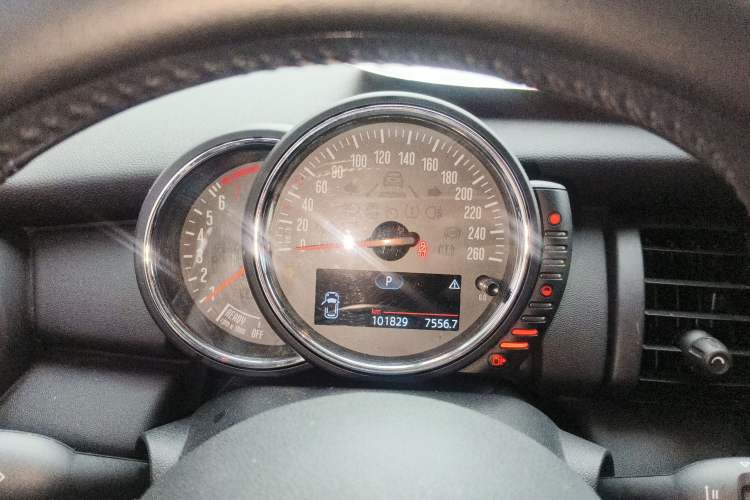 Used MINI 2016 1.2T ONE Pioneer Edition Instrument Cluster