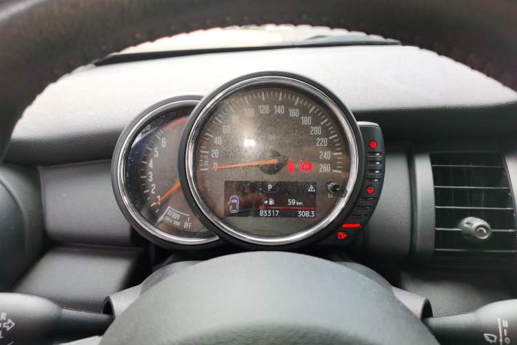 Used MINI 2016 1.2T ONE Pioneer Edition Five-Door Version Instrument Cluster