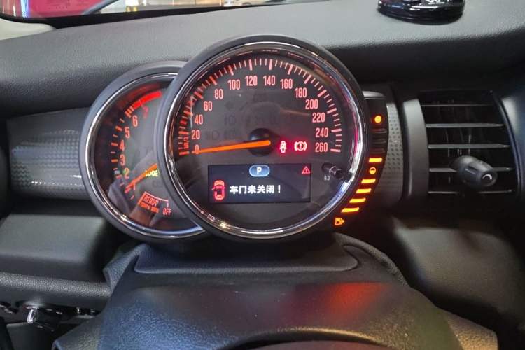 Used MINI 2016 1.5T COOPER Instrument Cluster