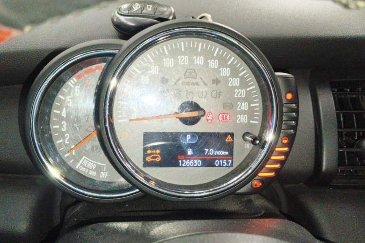 Used MINI 2016 1.2T ONE Pioneer Edition Five-Door Version Instrument Cluster