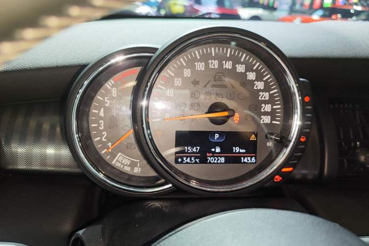Used MINI 2016 1.5T COOPER Performance Edition Instrument Cluster