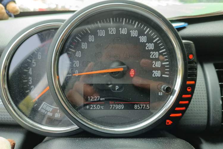 Used MINI 2016 1.5T COOPER Avant-Garde Instrument Cluster