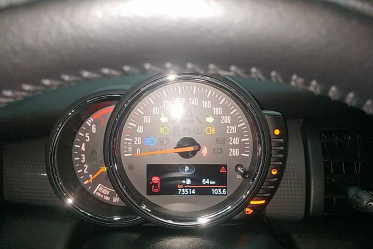 Used MINI 2016 1.5T COOPER Five-Door Edition Instrument Cluster