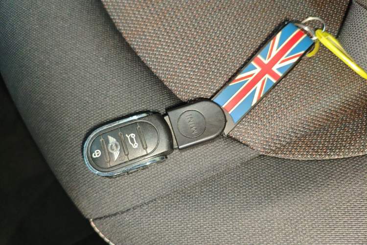 Used MINI 2016 1.2T ONE Pioneer Edition Interior 1