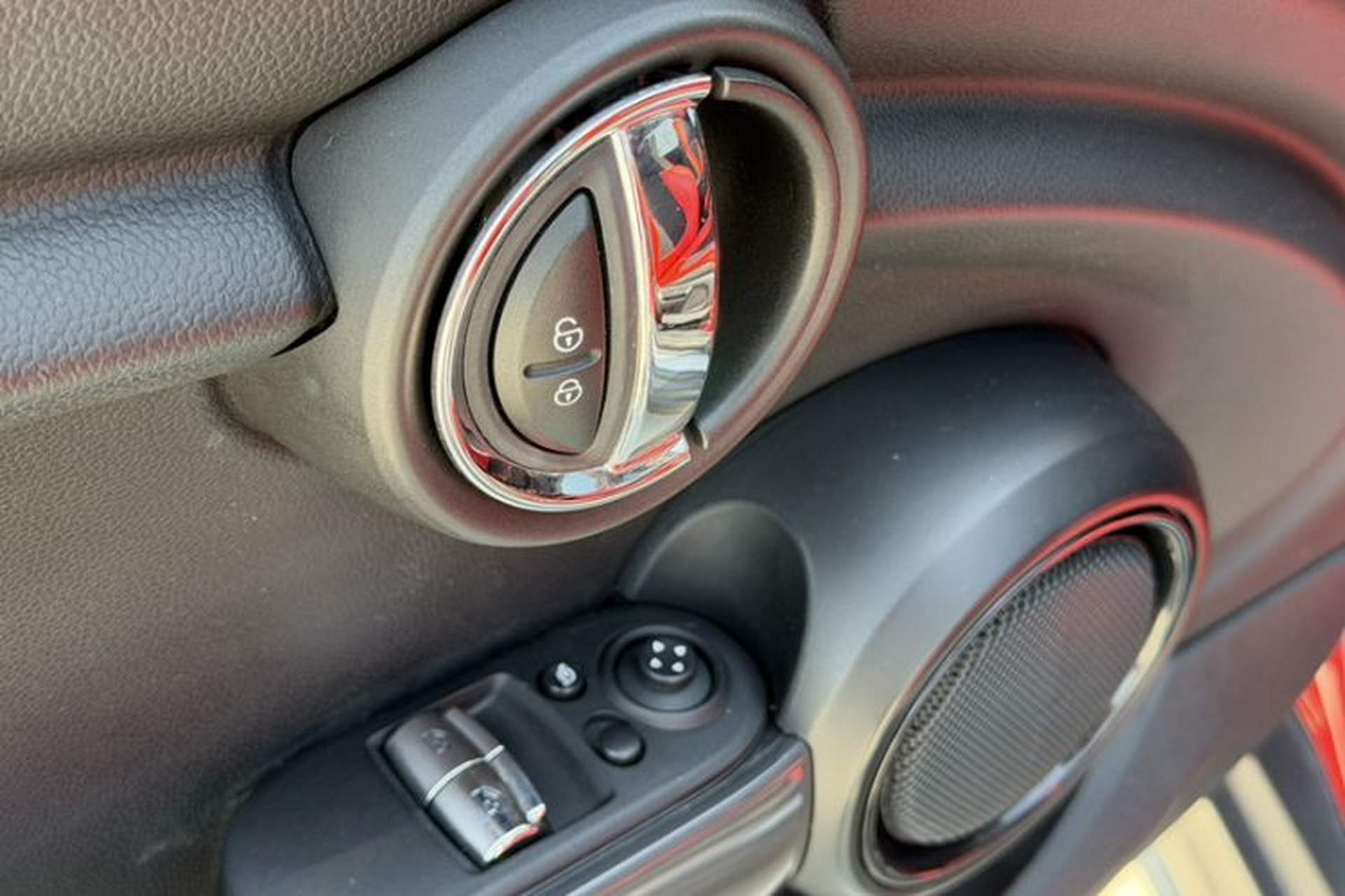Used MINI 2016 1.5T COOPER Interior 10