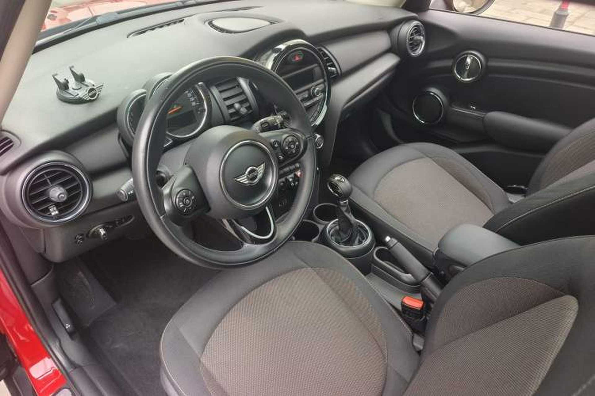 Used MINI 2016 1.2T ONE Pioneer Edition Five-Door Version Interior 11