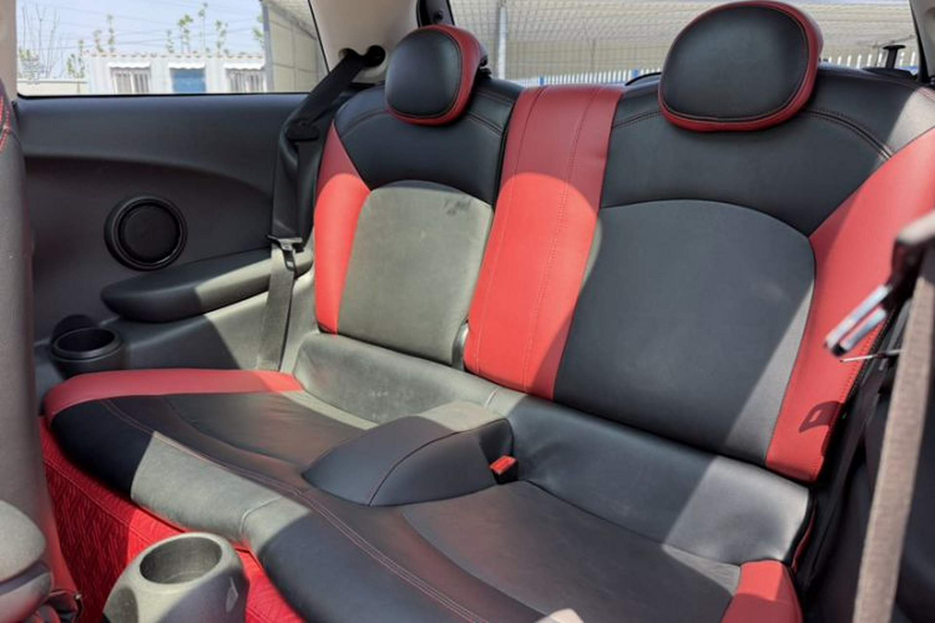 Used MINI 2016 1.5T COOPER Interior 2