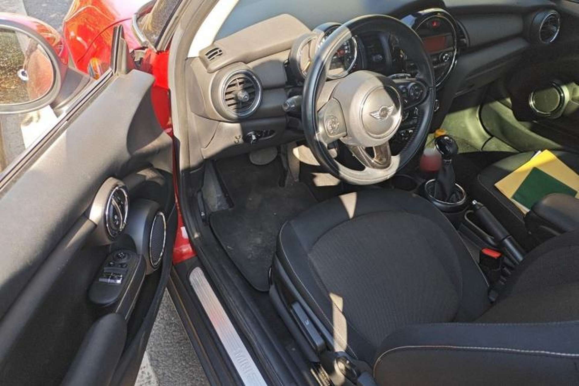 Used MINI 2016 1.2T ONE Pioneer Edition Interior 3