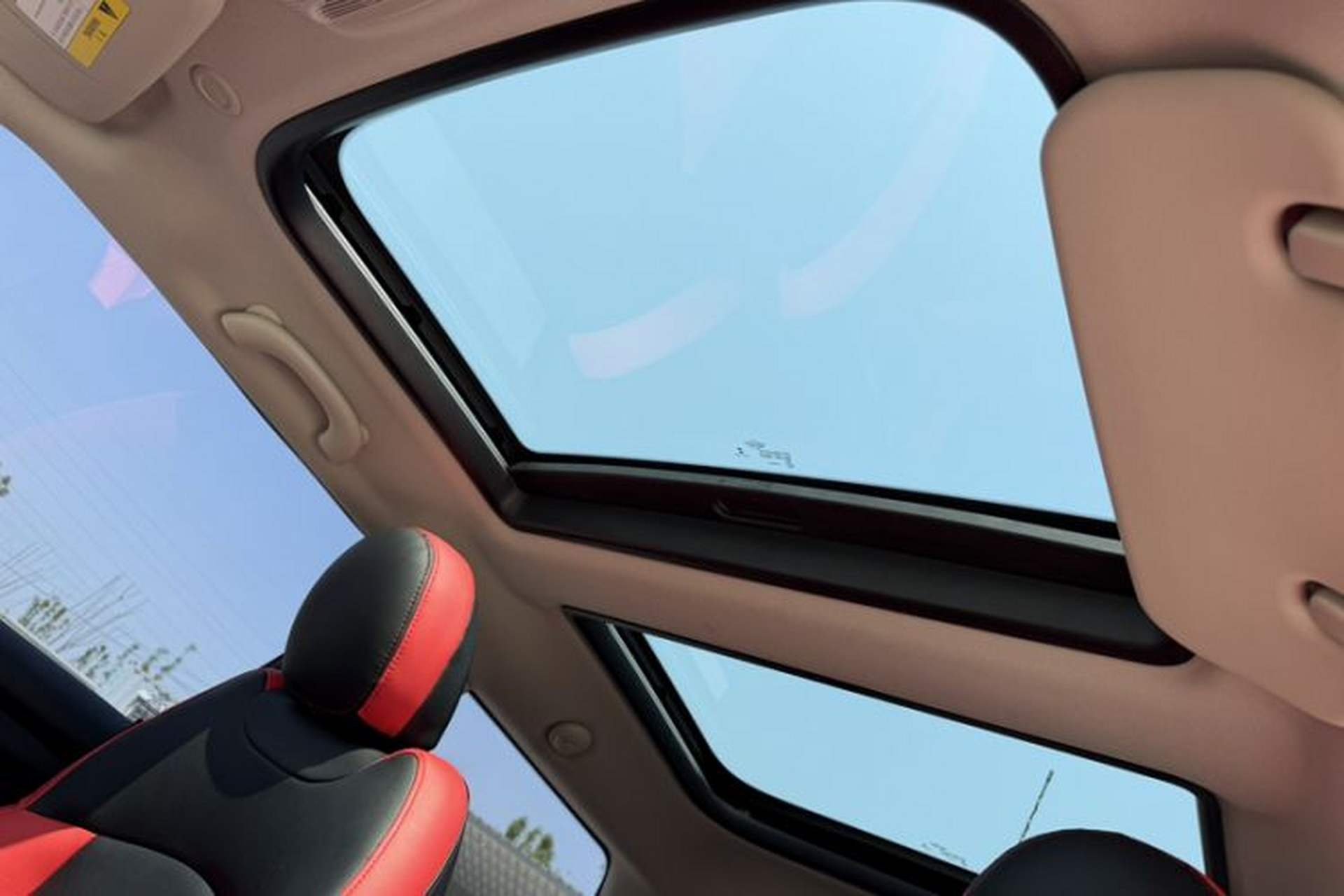 Used MINI 2016 1.5T COOPER Interior 3