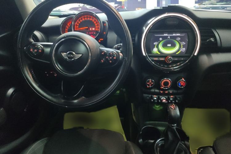 Used MINI 2016 1.5T COOPER Five-Door Edition Interior 5