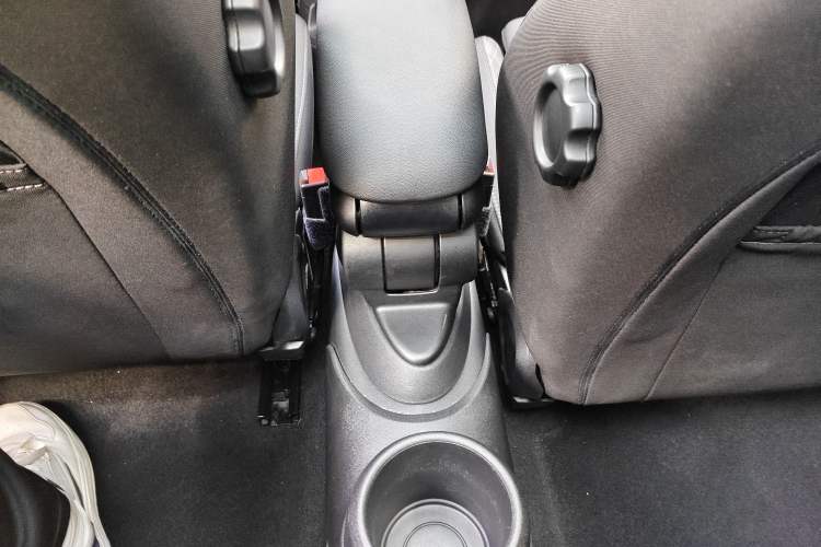 Used MINI 2016 1.5T COOPER Pioneer Edition Five-Door Model Interior 8