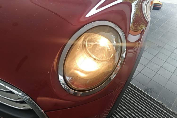Used MINI 2016 1.2T ONE Pioneer Edition Five-Door Version Left Front Headlight