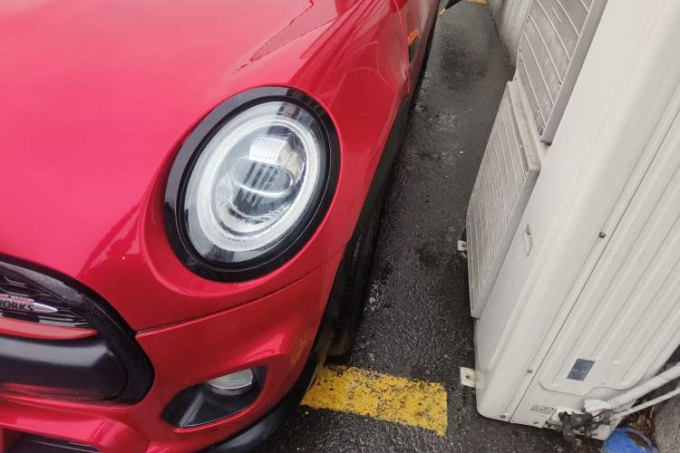Used MINI 2016 1.2T ONE Pioneer Edition Left Front Headlight