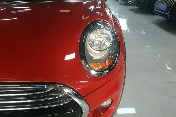 Used MINI 2016 1.5T COOPER Five-Door Edition Left Front Headlight