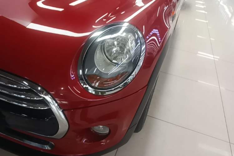 Used MINI 2016 1.5T COOPER Five-Door Edition Left Front Headlight