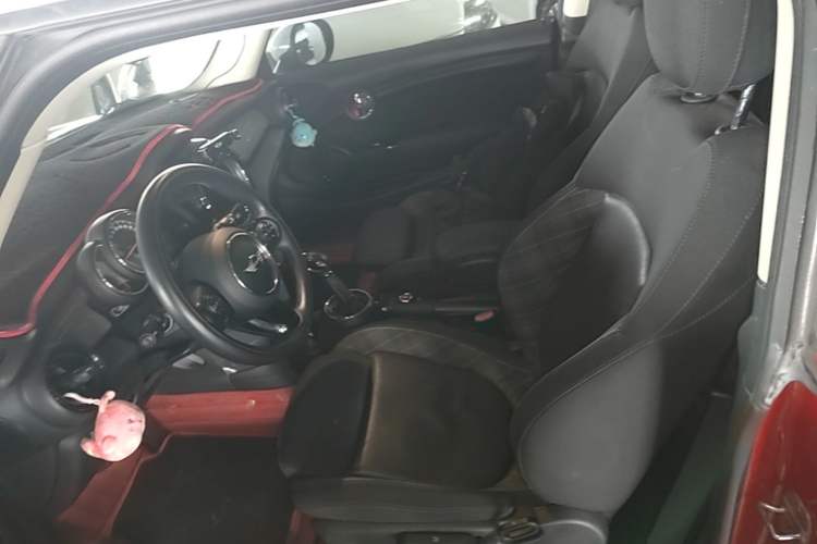 Used MINI 2016 1.5T COOPER Left Front Seat