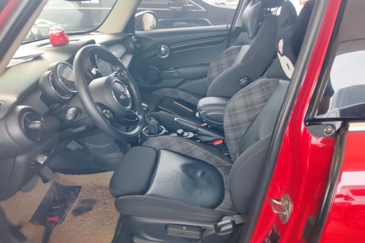 Used MINI 2016 1.5T COOPER Five-Door Edition Left Front Seat