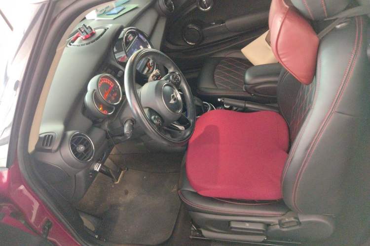 Used MINI 2016 1.2T ONE Pioneer Edition Left Front Seat