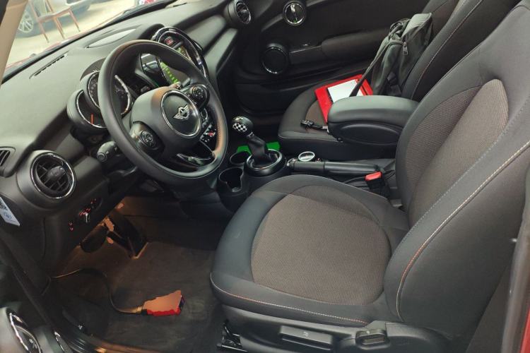 Used MINI 2016 1.2T ONE Pioneer Edition Left Front Seat