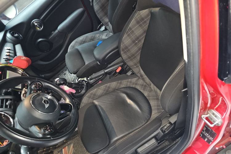 Used MINI 2016 1.5T COOPER Five-Door Edition Left Front Seat