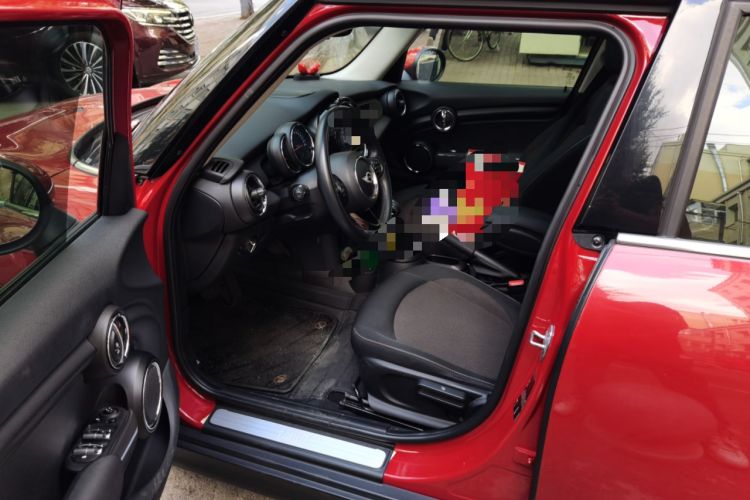 Used MINI 2016 1.2T ONE Pioneer Edition Five-Door Version Left Front Seat